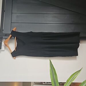 Gap black dress with pockets